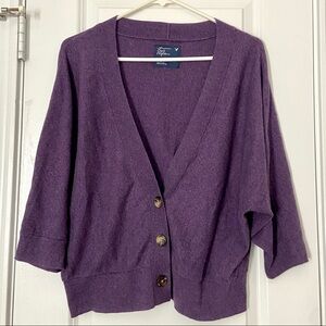 American Eagle - Three quarter Dolman Sleeve V neck button down Cardigan